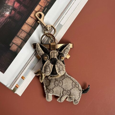 ::GUCCI:: 法鬥 法國鬥牛犬鑰匙扣包飾掛件 經典雙G PVC 吊飾 鑰匙圈 鑰匙圈