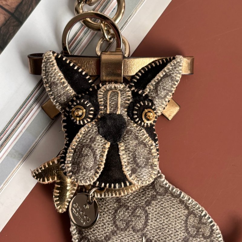 ::GUCCI:: 法鬥 法國鬥牛犬鑰匙扣包飾掛件 經典雙G PVC 吊飾 鑰匙圈 鑰匙圈-1