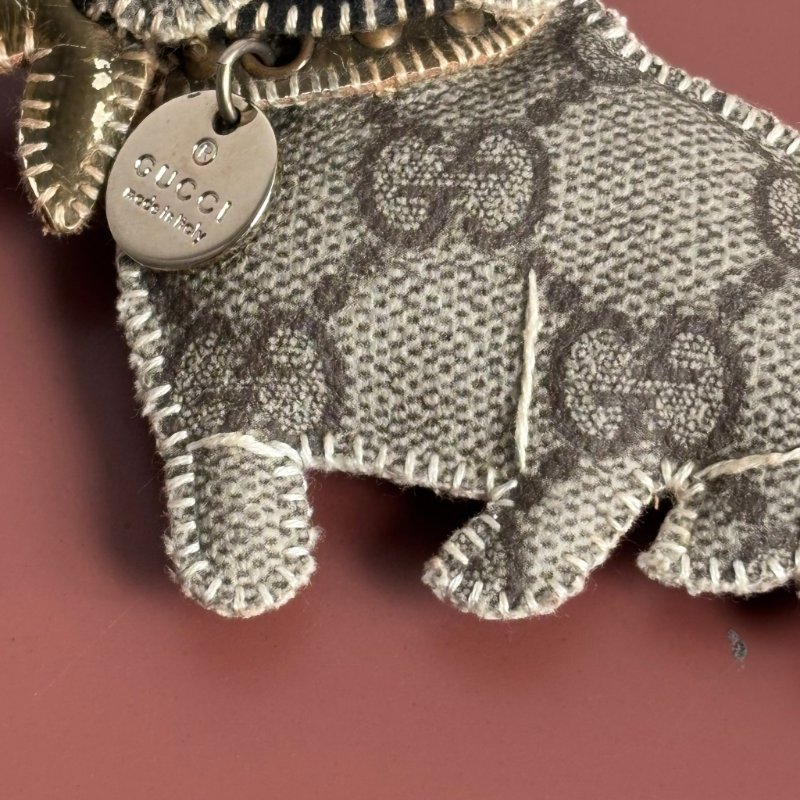 ::GUCCI:: 法鬥 法國鬥牛犬鑰匙扣包飾掛件 經典雙G PVC 吊飾 鑰匙圈 鑰匙圈-4