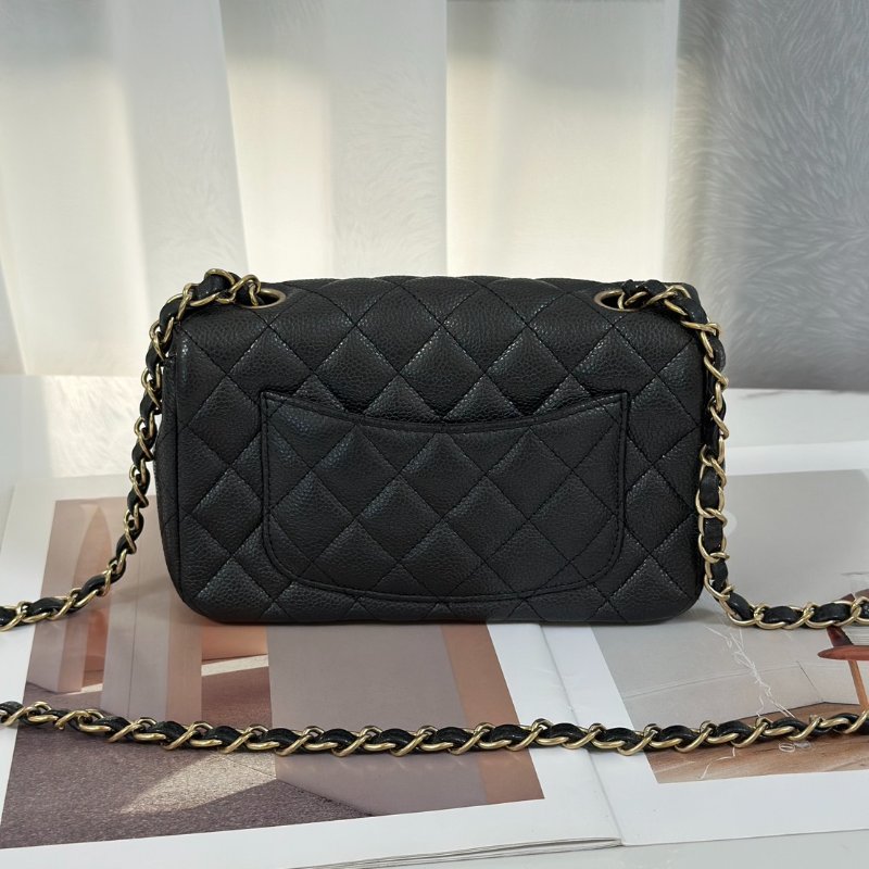 CHANEL 經典口蓋包 Mini CF20 - 粒面牛皮黑金20開-4