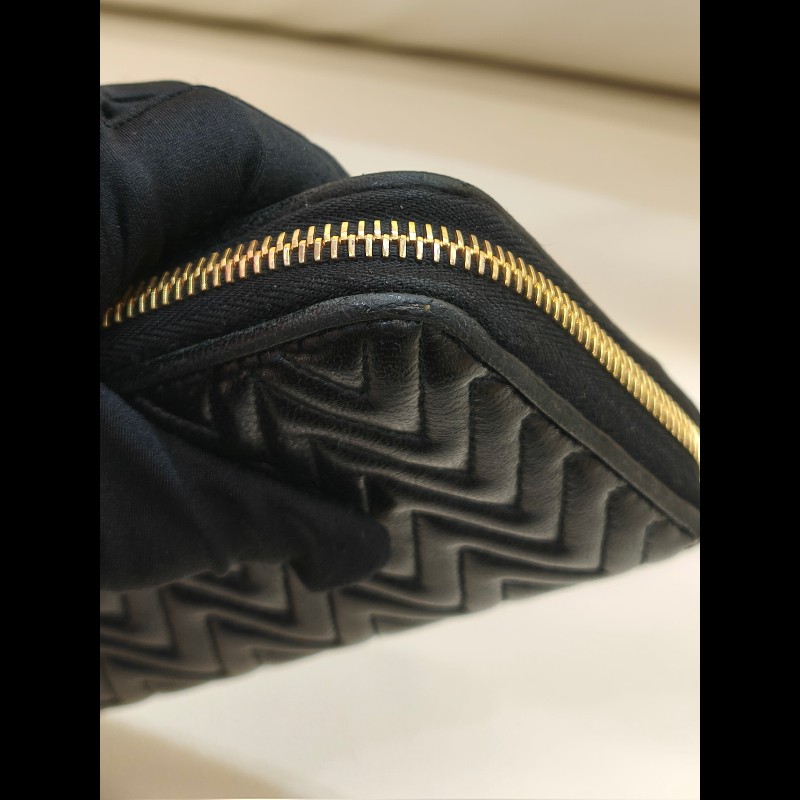 MS0549 Miu Miu 繆繆 褶皺皮革 長銀包 羊皮 金扣 Matelasse Zip Around Long Wallet Black x GHW-31