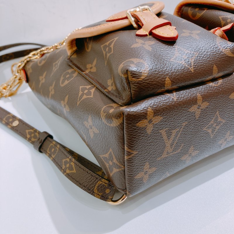 TW4701 Louis Vuitton路易威登 經典老花紋路 小青蛙 單肩/雙肩包 雙肩帶 M46932 Excursion PM Backpack Monogram Canvas-5