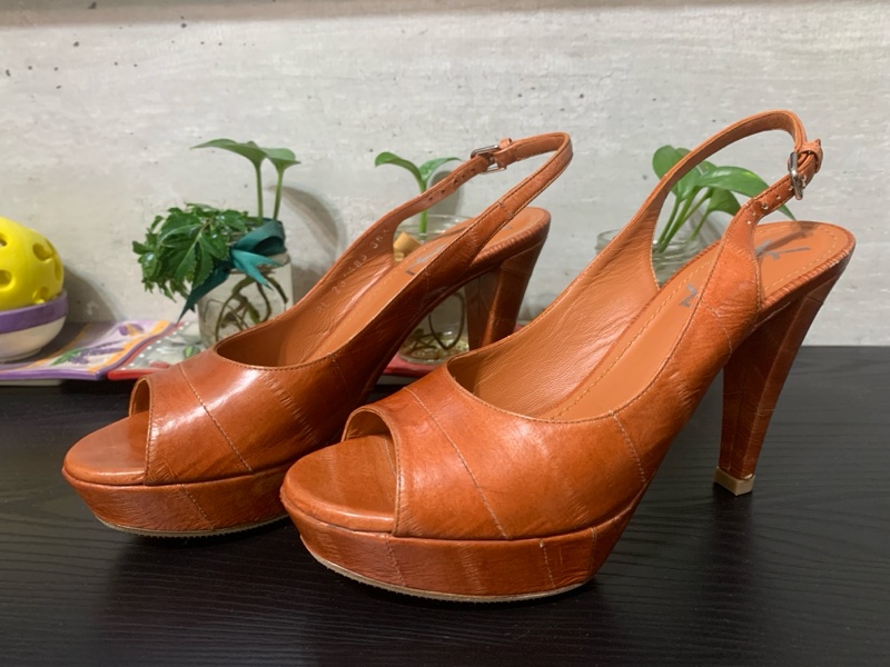 YSL聖羅蘭魚口高跟鞋-2