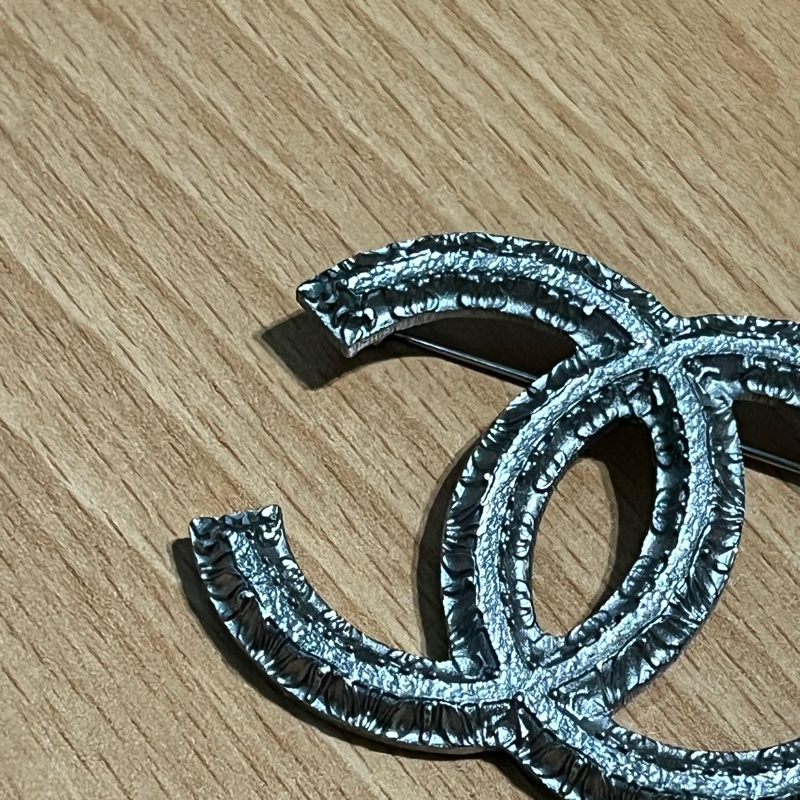 Chanel 胸針，安全扣已鬆 / vintage，屬大 不議價～-2
