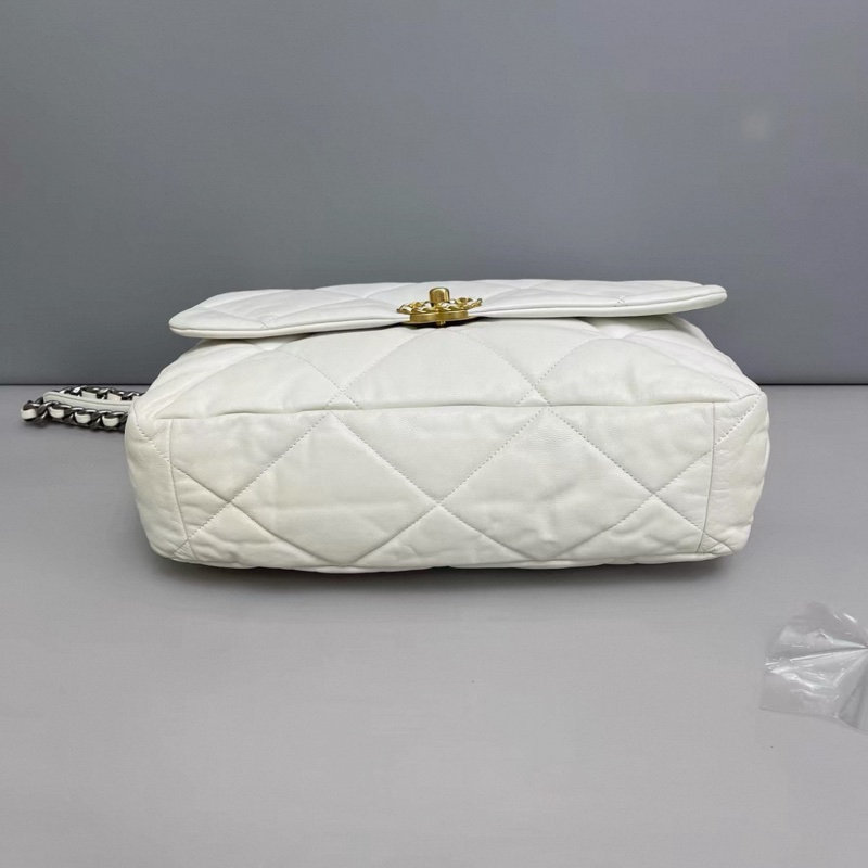 Chanel香奈兒19Bag大號 maxi白色全皮金扣包-3