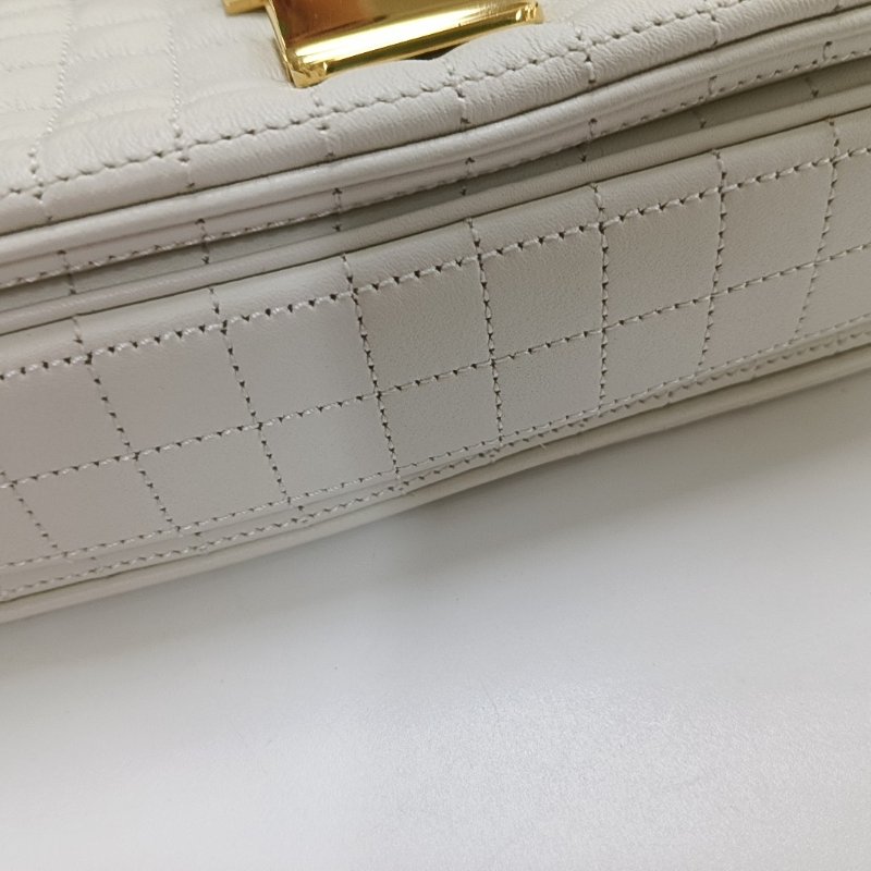 CELINE C中號白色牛皮絎縫單肩包斜挎包金色五金-9