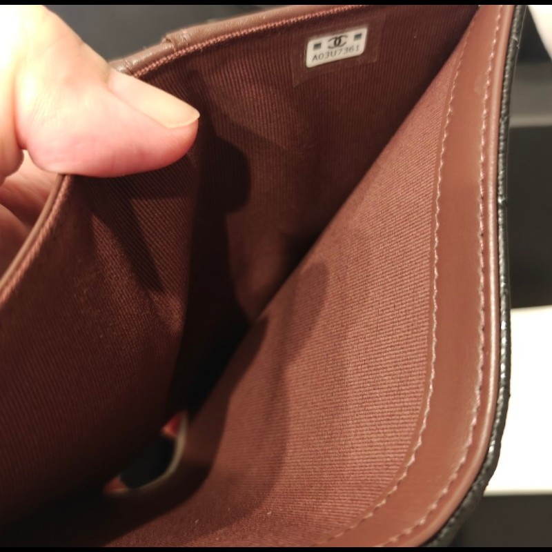 法國帶回全新超難買香奈兒護照套-18