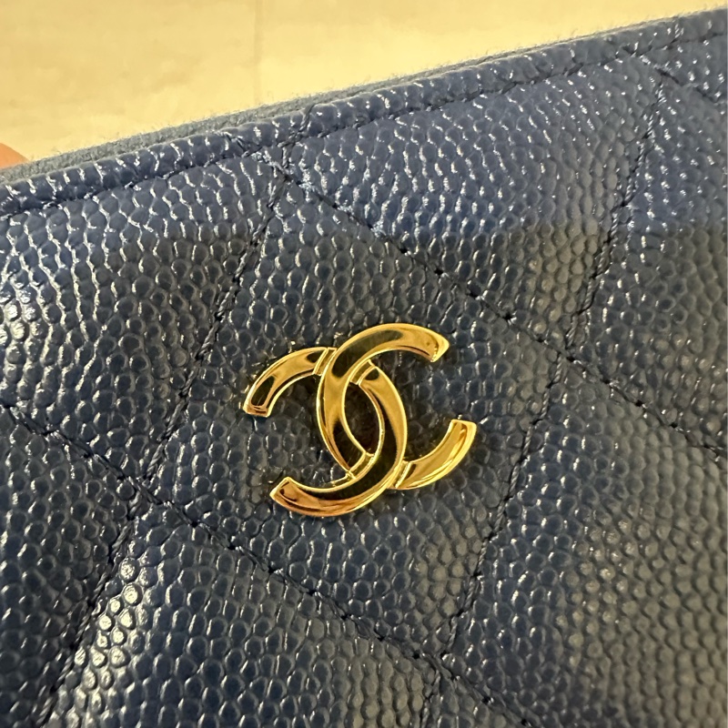 Chanel 深藍荔枝牛皮菱格淡金釦ㄇ拉內拉鍊4卡中夾-7