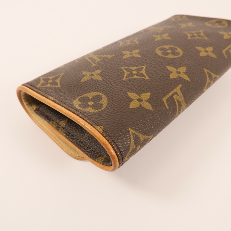 LOUIS VUITTON Monogram Pochette Twin PM金扣肩背袋-7