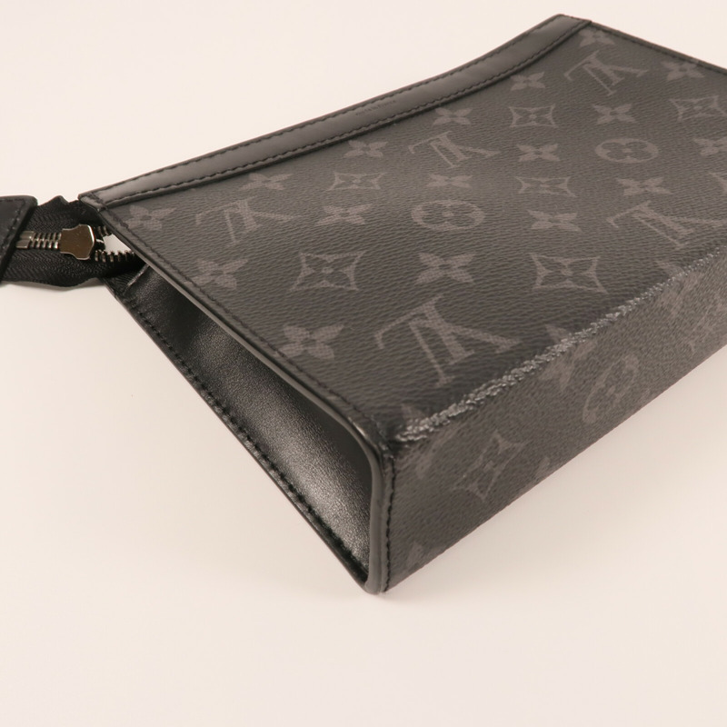 LOUIS VUITTON Monogram Eclipse Gaston銀扣肩背袋-9