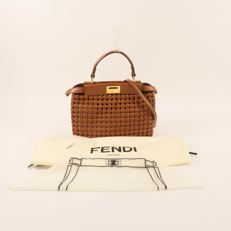 FENDI Nappa皮革Mini Peekaboo金扣手挽肩背兩用袋-3