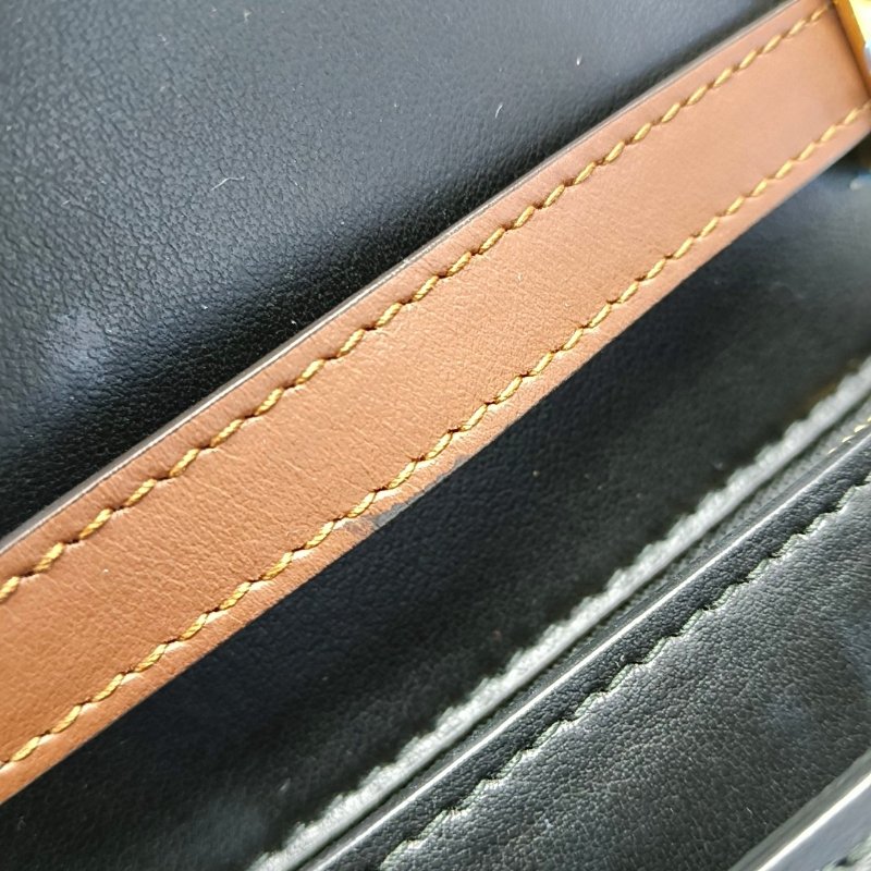 BURBERRY TB 小號棕色塗層帆布TB單肩包金色五金可拆卸肩帶-11