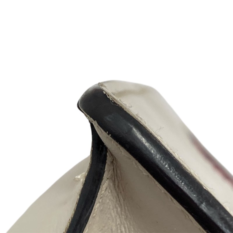 GUCCI 古馳 421332 Small Sylvie Shoulder Bag 小牛皮 肩背包 白色 金釦-13