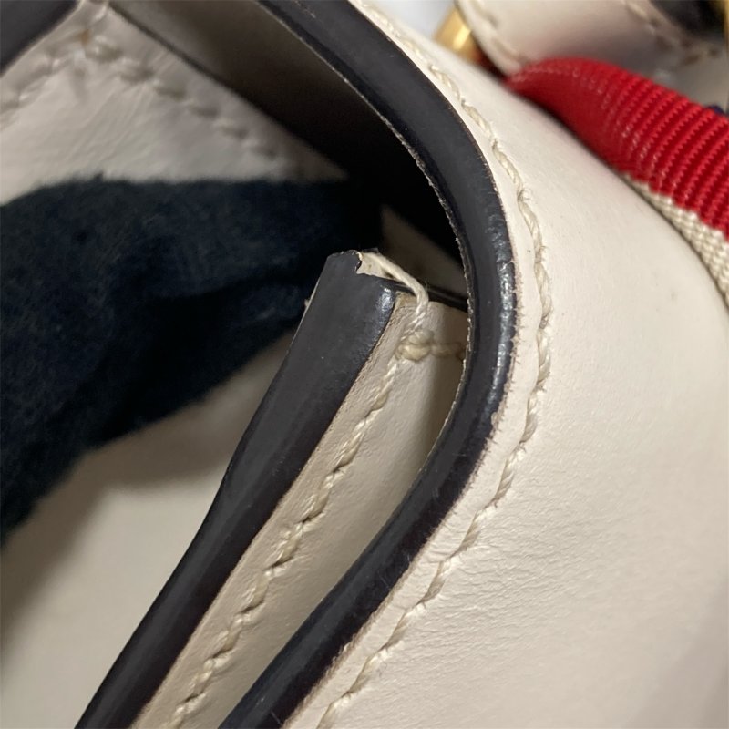 GUCCI 古馳 421332 Small Sylvie Shoulder Bag 小牛皮 肩背包 白色 金釦-17