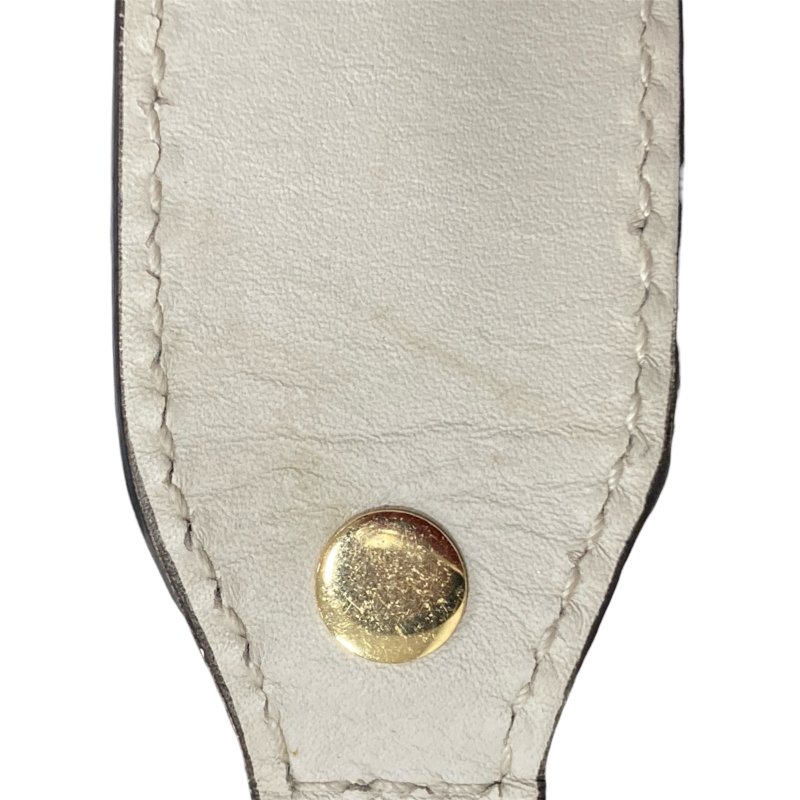 GUCCI 古馳 421332 Small Sylvie Shoulder Bag 小牛皮 肩背包 白色 金釦-24