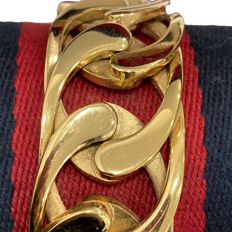 GUCCI 古馳 421332 Small Sylvie Shoulder Bag 小牛皮 肩背包 白色 金釦-27