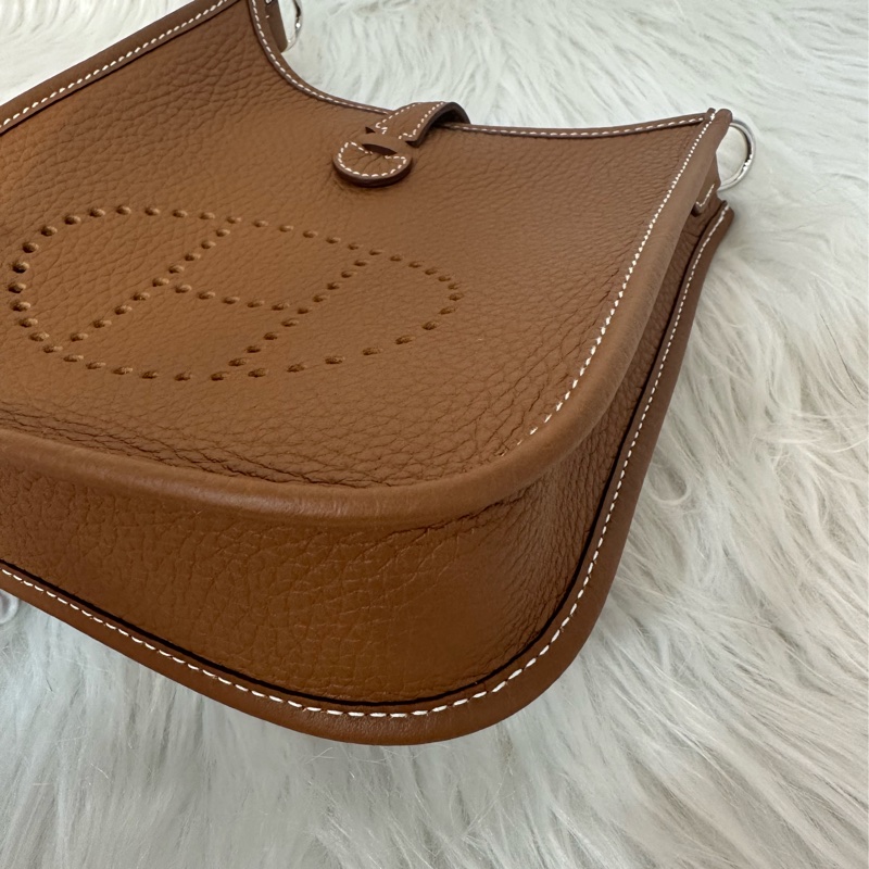 Hermes 金棕色銀釦mini evelyne-5