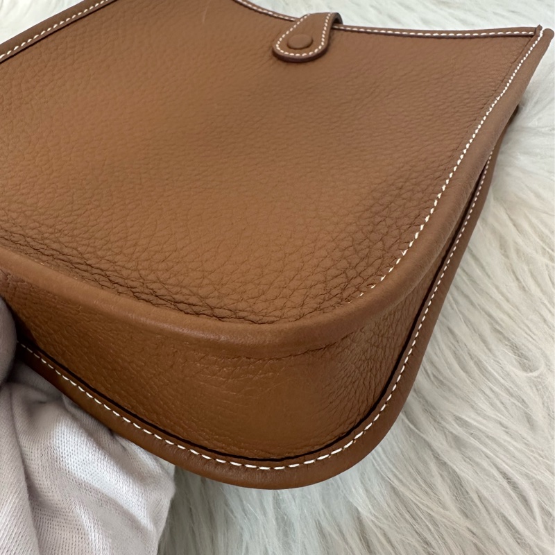 Hermes 金棕色銀釦mini evelyne-6