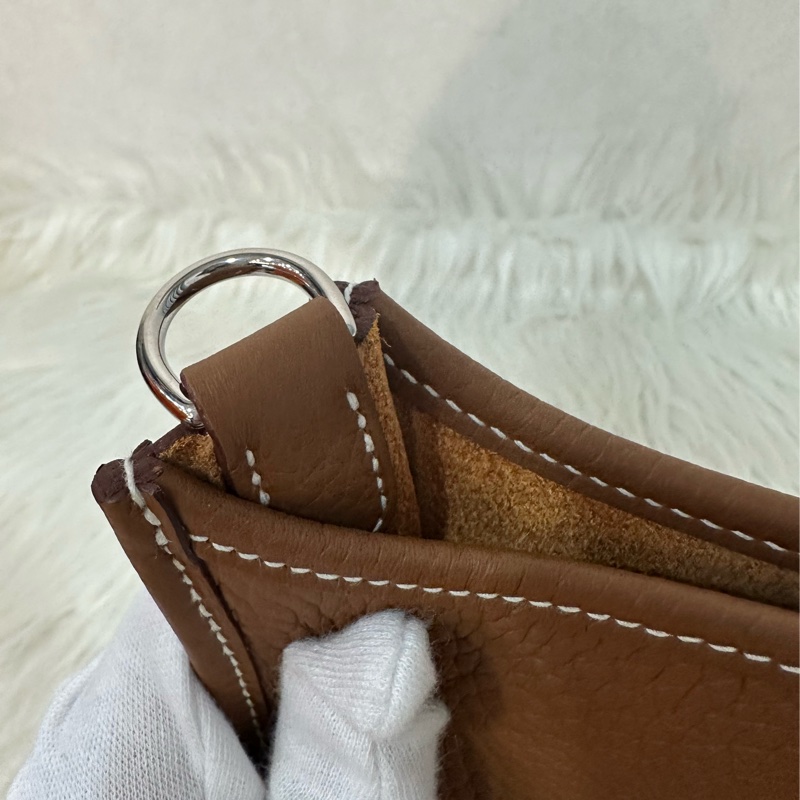Hermes 金棕色銀釦mini evelyne-13