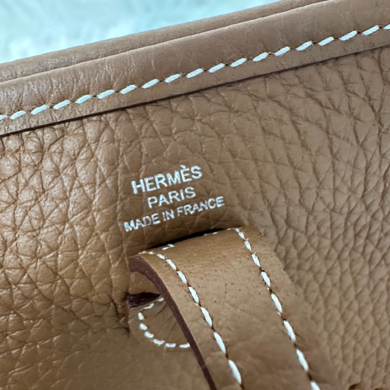 Hermes 金棕色銀釦mini evelyne-16