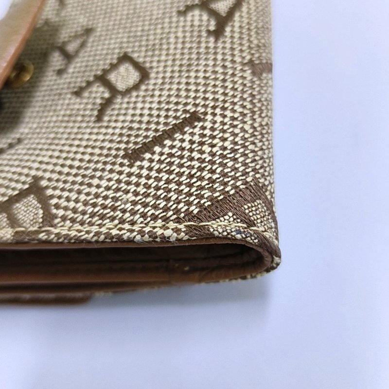 BVLGARI卡其色織物提花錢包金色五金-10