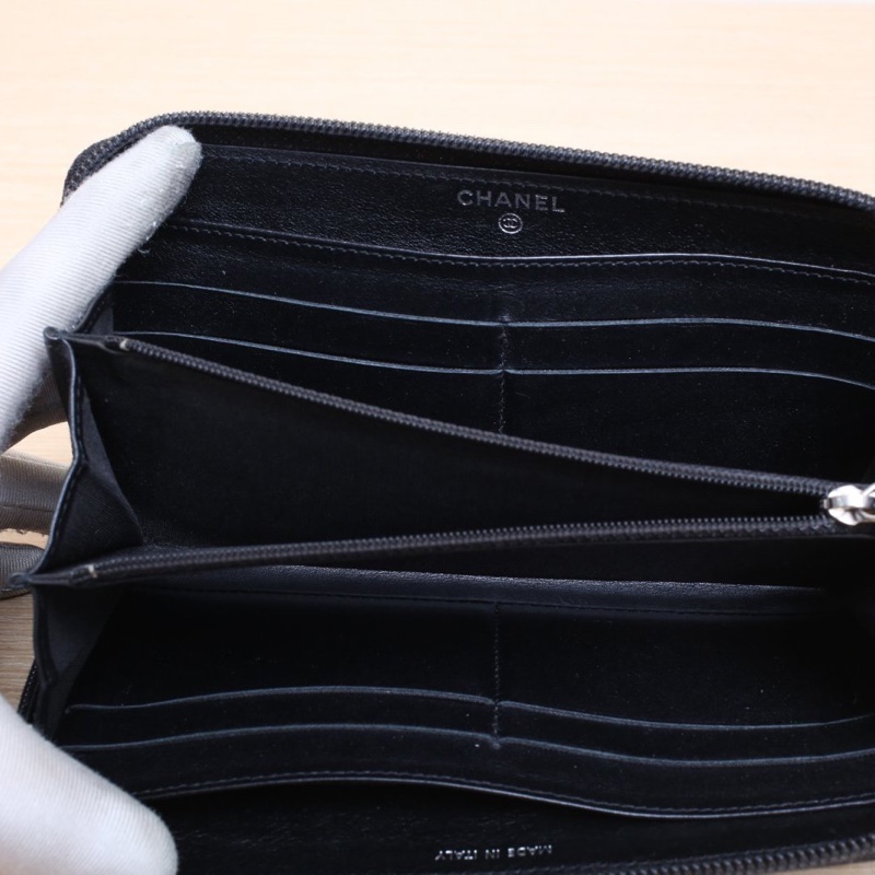 CHANEL 黑色荔枝牛皮16開銀扣雙C浮雕logo拉鏈長款錢包-5