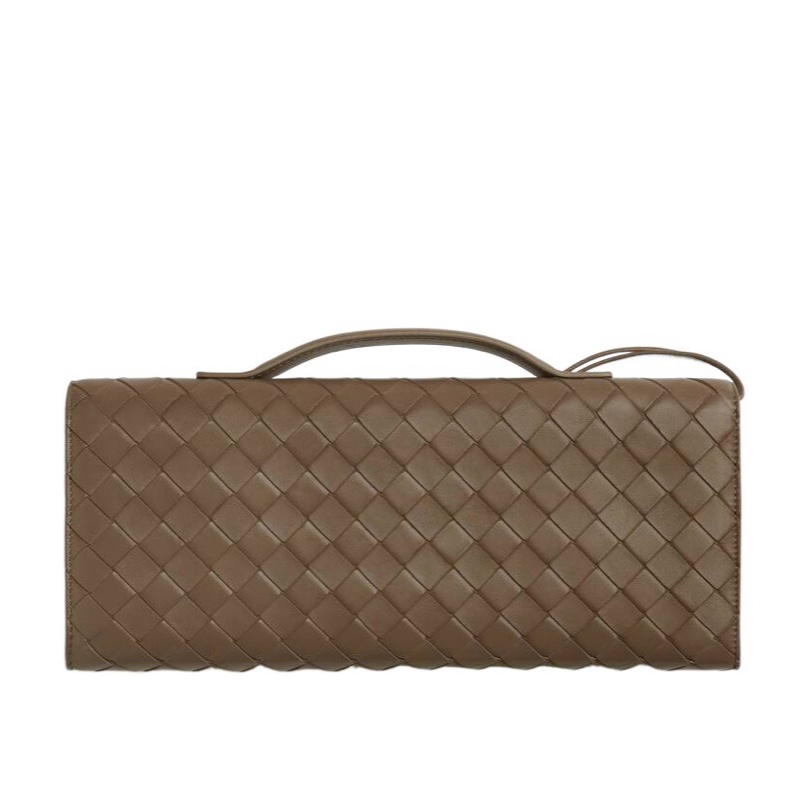 Bottega Veneta 女士 Andiamo Clutch手拿包均碼碼31cm*3cm*13cm-1