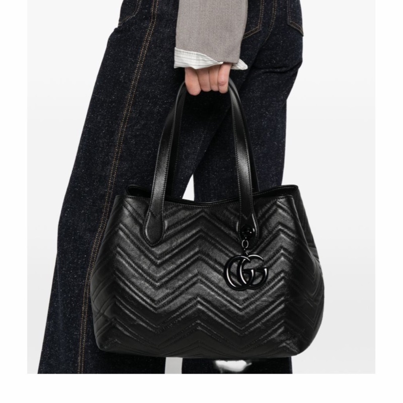 Gucci 女士 GG Marmont 中號單肩包均碼碼中號、30cm*18cm*23cm-0