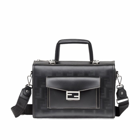 Fendi 男士 Soft Trunk徽標手提包均碼碼常規、31 X 15 X 22 CM