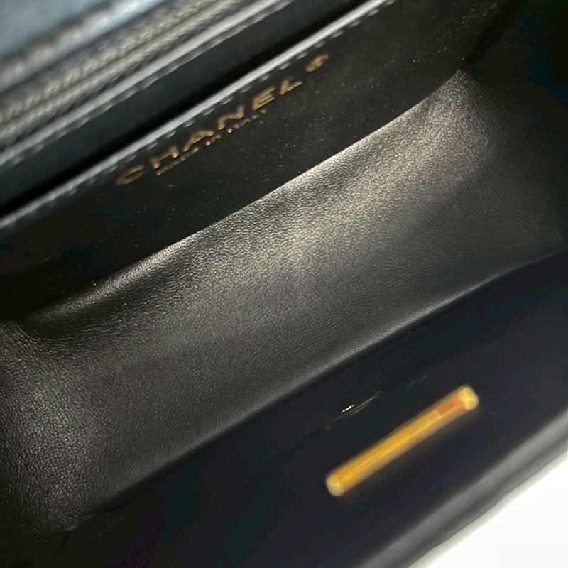 Chanel 黑金方胖 晶片款-8