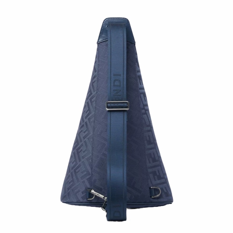 Fendi 男士 Cono 大號單肩包均碼碼大號、24cm*12.5cm*42cm-1