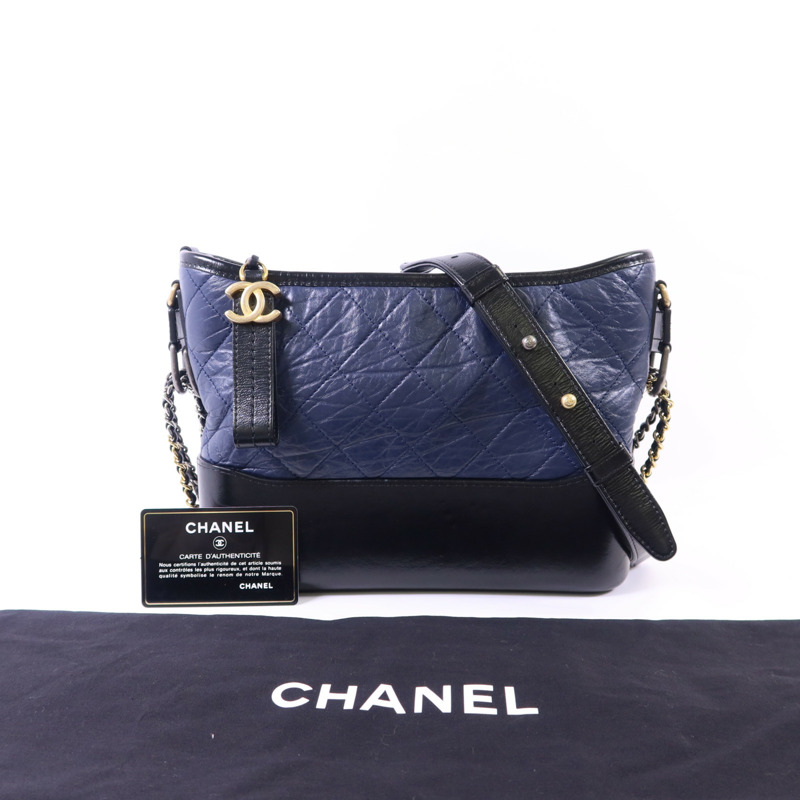 CHANEL 牛皮皮革Gabrielle Medium鏈帶肩背袋-21