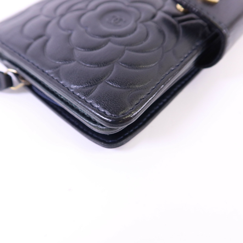 CHANEL 羊皮皮革Camellia Wallet金扣銀包-8
