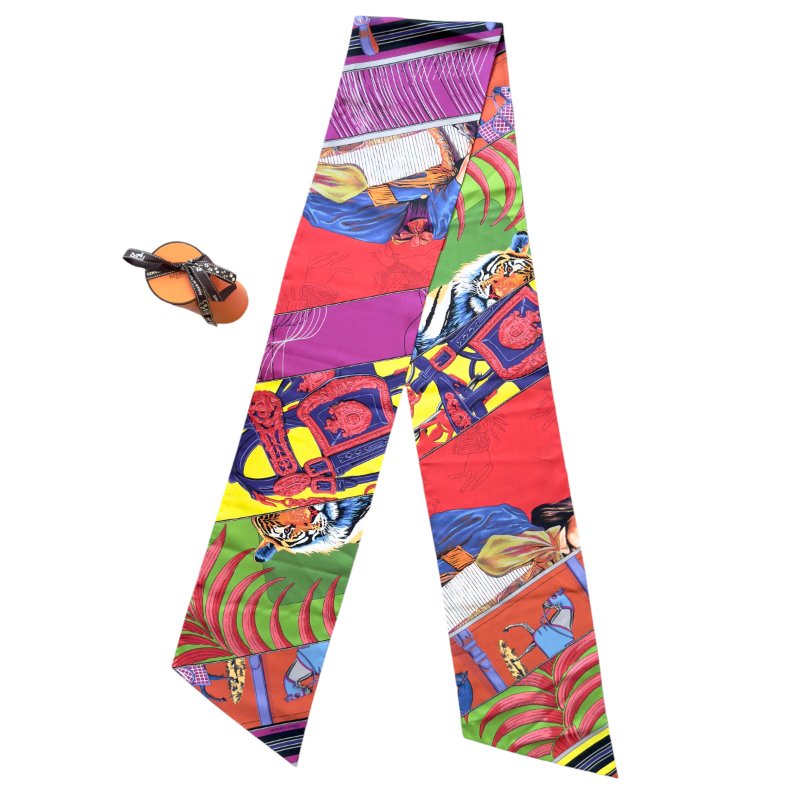 HERMES Carré en Carrés Maxi Twilly 長絲巾-0