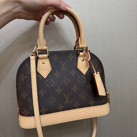 LV 原花金釦Alma BB手提斜背貝殼包M46990