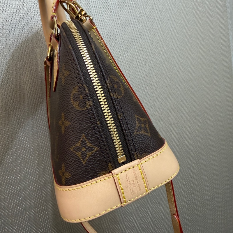 LV 原花金釦Alma BB手提斜背貝殼包M46990-4