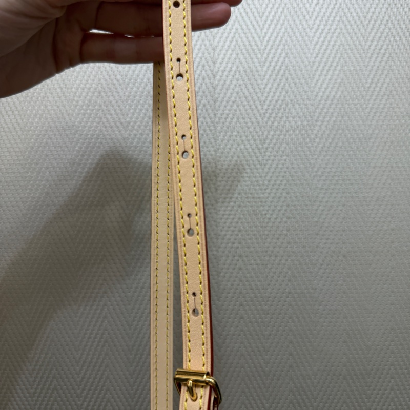 LV 原花金釦Alma BB手提斜背貝殼包M46990-15