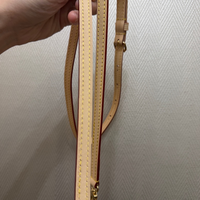LV 原花金釦Alma BB手提斜背貝殼包M46990-17