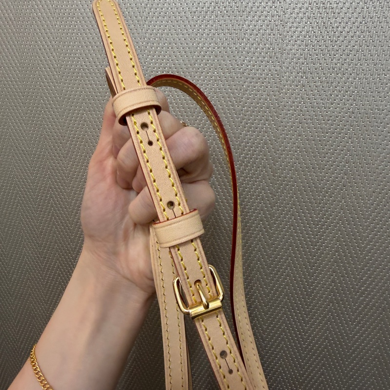 LV 原花金釦Alma BB手提斜背貝殼包M46990-18