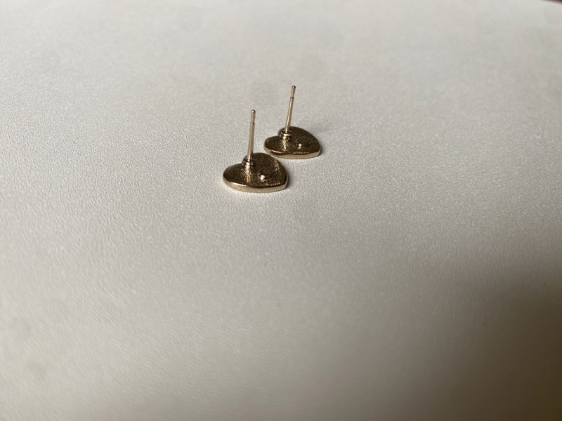 914intheair精品代購『全新閒置』Chanel 愛心logo耳環 香奈兒 愛心貝母耳釘-15