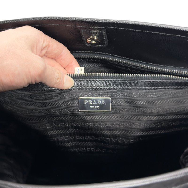 PRADA 三角標 肩背包-19