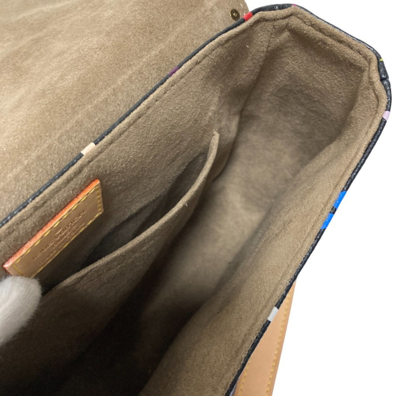 路易威登 Sologne Monogram 多肩包 M92639 Noir 女士-10