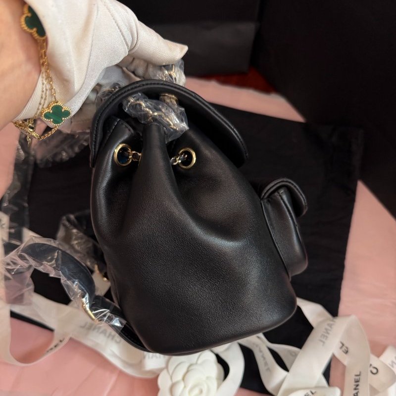 近新品 香奈兒/Chanel Duma小號後背包黑金菱格牛皮-2