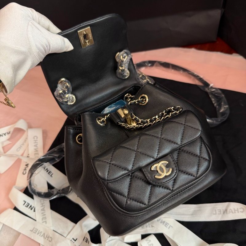 近新品 香奈兒/Chanel Duma小號後背包黑金菱格牛皮-4