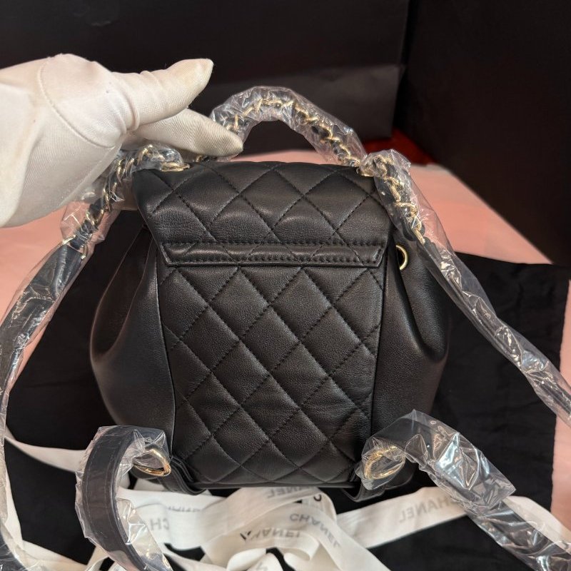 近新品 香奈兒/Chanel Duma小號後背包黑金菱格牛皮-6