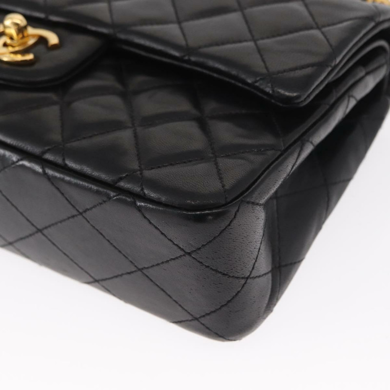 【日本直送】香奈兒 Matelasse 23 鏈條肩背包，羊皮材質，黑色，金色雙C標誌，正品編號 158930V-14