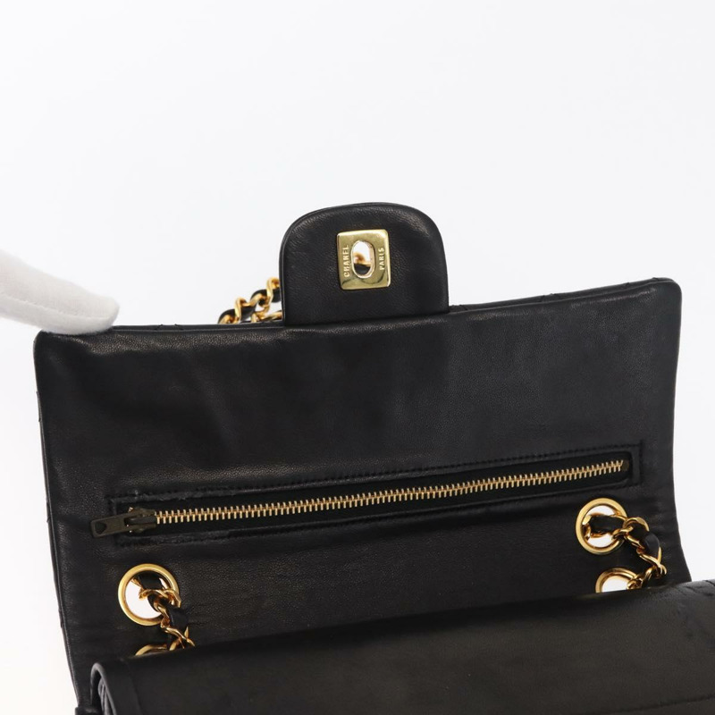 【日本直送】香奈兒 Matelasse 23 鏈條肩背包，羊皮材質，黑色，金色雙C標誌，正品編號 158930V-19