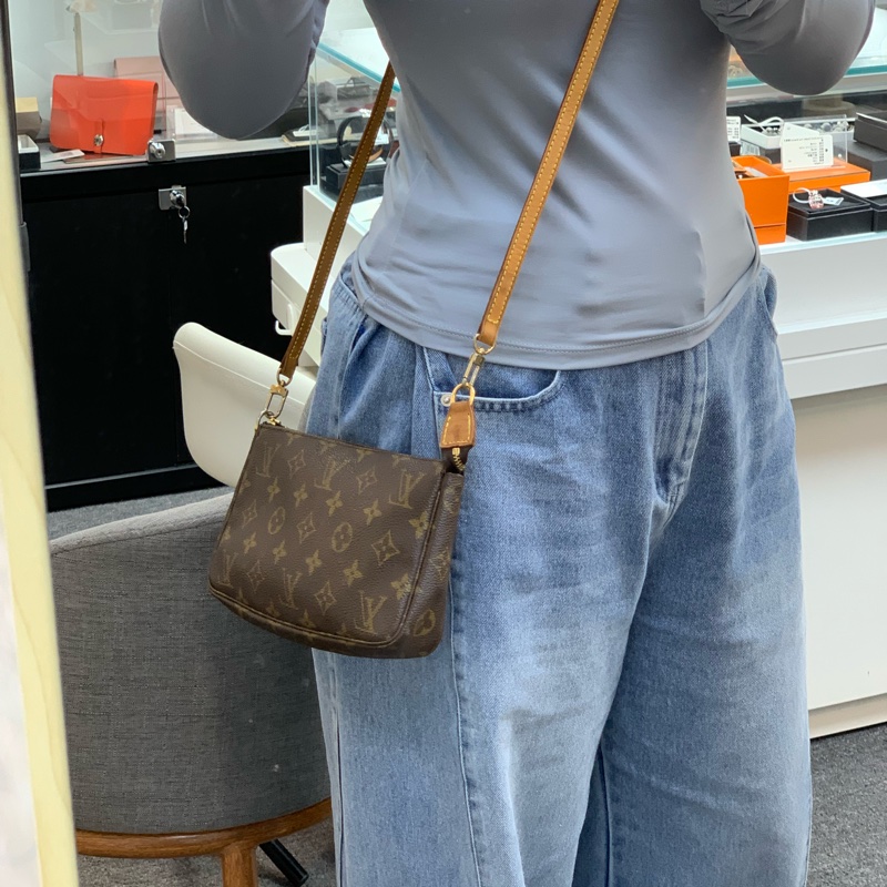 LV 經典復古斜孭麻雀袋🤎-6