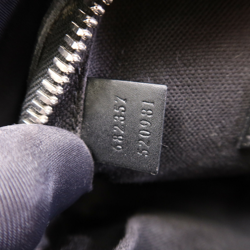 GUCCI 漆皮皮革GG Supreme Messenger銀扣肩背袋-7