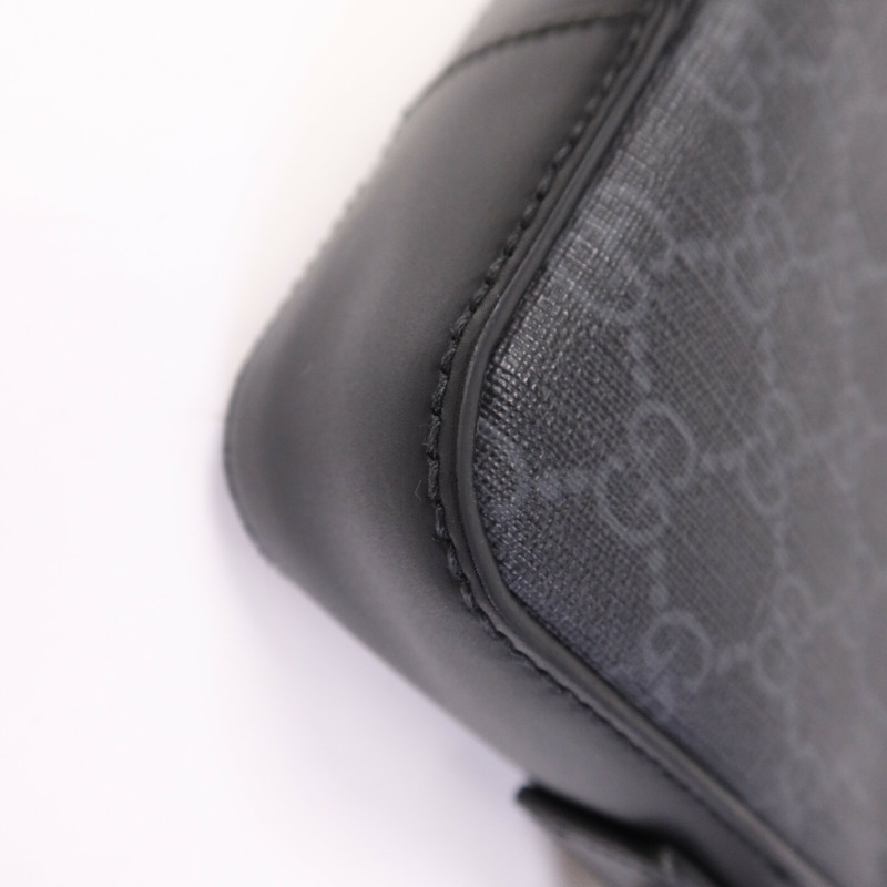 GUCCI 漆皮皮革GG Supreme Messenger銀扣肩背袋-11